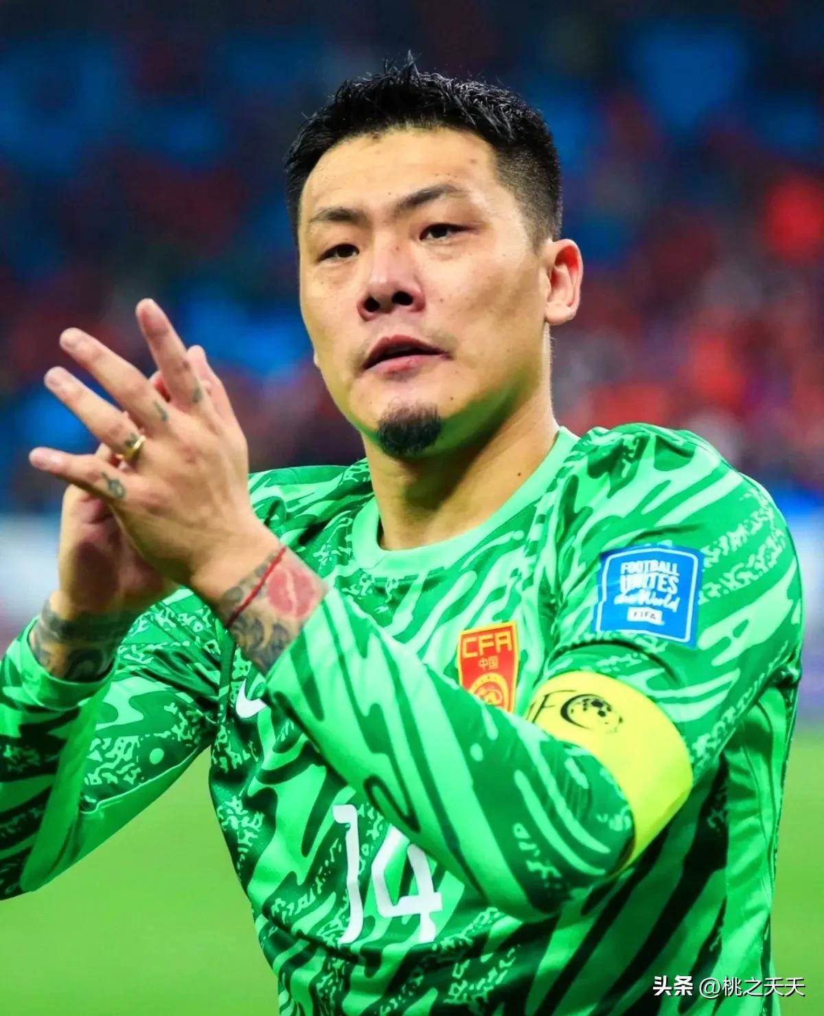 卡尔蒂斯进攻端火力强劲，欲破西雅图海湾者防线的简单介绍