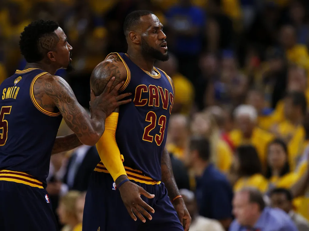 开云体育官网登入-包含NBA总决赛票价创新高，球迷乐意掏腰包的词条